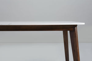 Luna Table